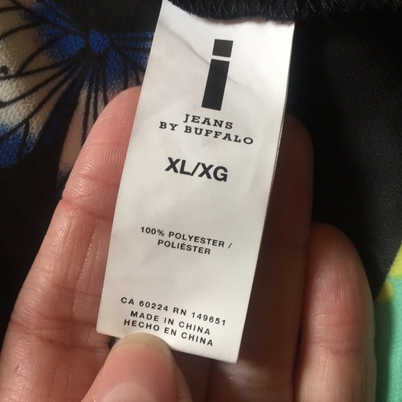 Sheer Off the shoulder sheer floral top - Picture 5 of 5